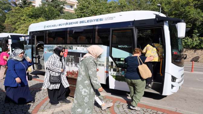 Asker arkadaşları Gez-Gör ile özlem giderdi