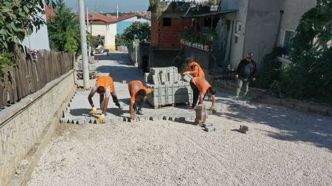 Başiskele’de Parke Yol Çalışmalarına Devam