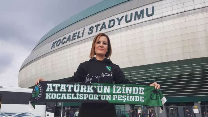 Başkan Hürriyet: Efsane Kocaelispor iyi ki varsın! Dünya İzmitliler Günü kutlu olsun