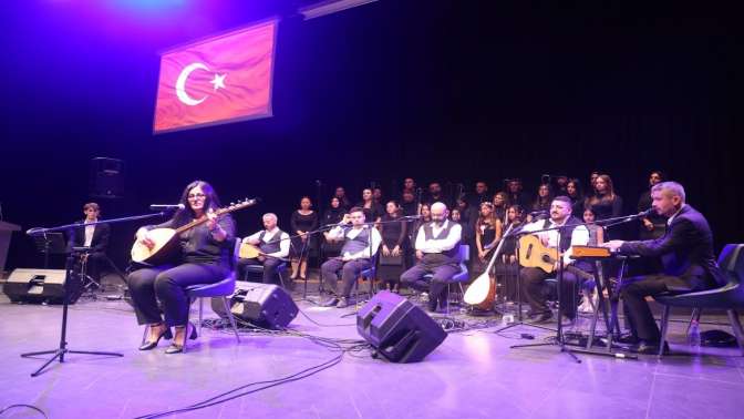 Bilgievi Korosu’ndan Cumhuriyet Bayramı’nda muhteşem konser