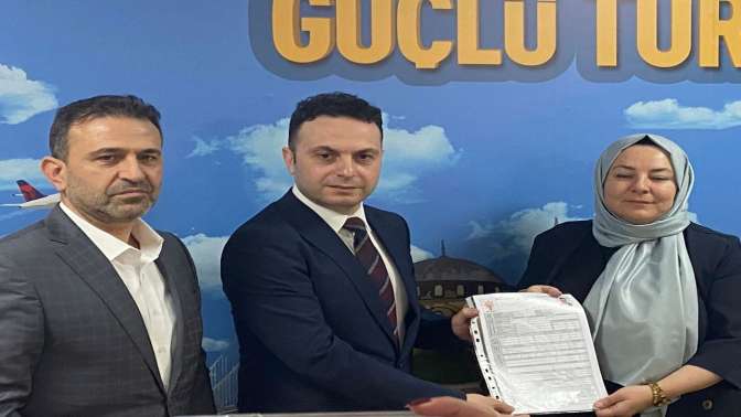 Boğaziçi Üniversitesi eski Genel Sekreteri de aday adayı