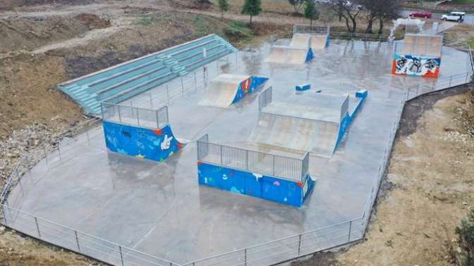 Büyükşehir adrenalin tutkunlarını unutmuyor; Bir skate park da Darıca’ya