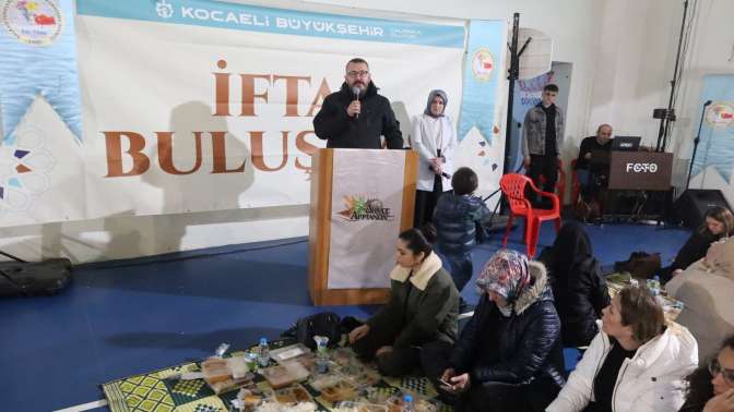 Büyükşehir, Balkanlarda 2 bin kişiye iftar verdi