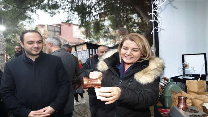 Cumhuriyet Parkı’ndan İzmit’e kahve kokusu yayıldı