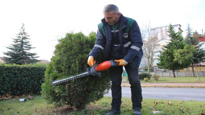 Derince’de Çalışmalar İlçe Genelinde Sürüyor