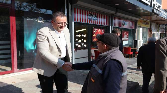 “Derince’mizi Daha Güzel Bir Geleceğe Taşıyoruz”