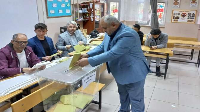 Erkan Aksoy oyunu İzmit’te kullandı