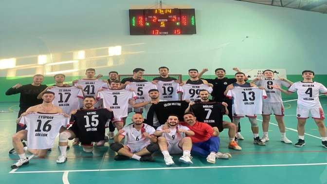 Gölcük Belediyespor Erkek Voleybol Takımı 1.Lige Yükselmek İçin Play Offta