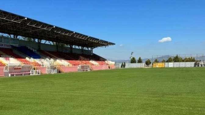 Gölcükspor stadı son düzlükte!