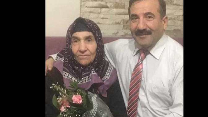 Hayati Aydının annesi vefat etti