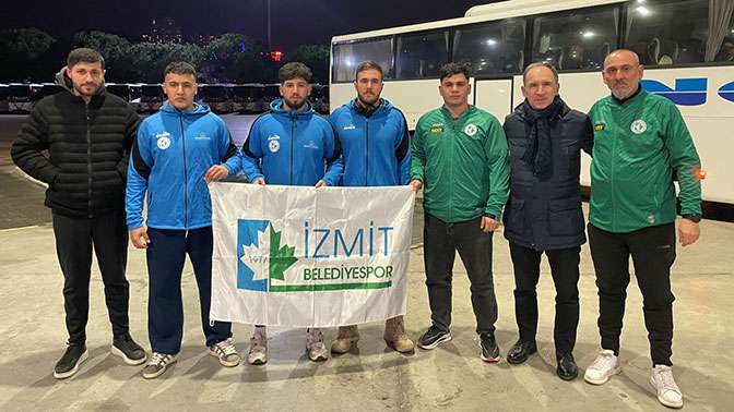 İzmit Belediyespor Güreş Takımı, Türkiye Şampiyonası İçin Sivas’ta