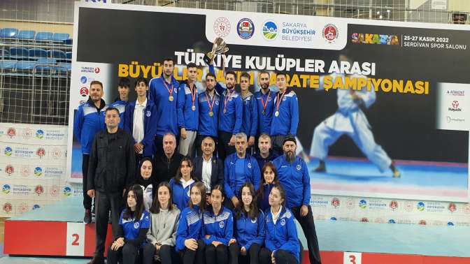 Kağıtspor Karate Erkek-Bayan Takımları Türkiye Şampiyonu oldu