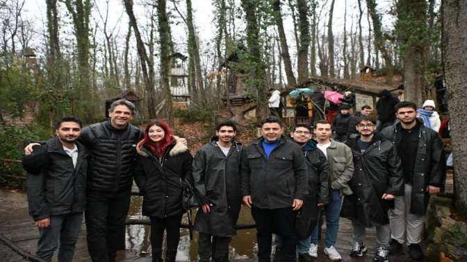 Kartepe’de Gençler Tarih ve Doğayla Buluştu