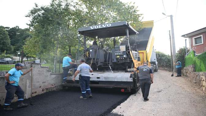 KARTEPE PIRIL PIRIL ASFALTA KAVUŞUYOR