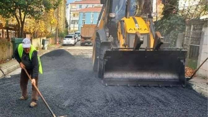 Körfez’de yol bakım çalışmaları aralıksız sürüyor