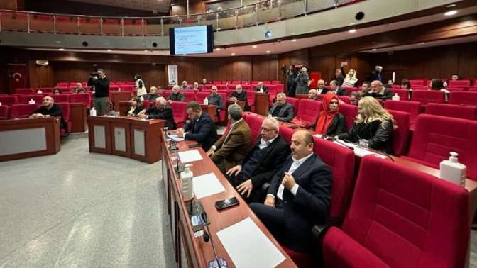 Olağanüstü mecliste istenen olmadı: Arazi devirleri ocak ayı meclisine kaldı