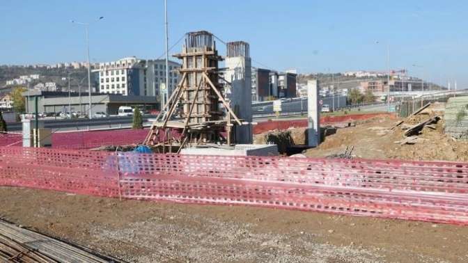 Solaklar’a şimdi de yaya üst geçidi geliyor