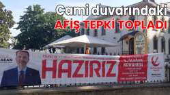 Cami duvarındaki afiş tepki topladı