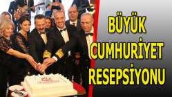 CUMHURİYET PASTASI KESİLDİ