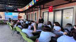 İngilizce Dersleri Learn and Speak Cafe’de Daha Güzel