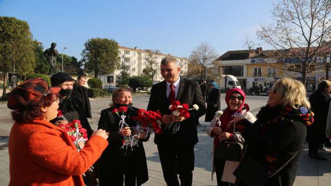 TÜRK KADININA SEÇME VE SEÇİLME HAKKI VERİLİŞİNİN 88. YILI GÖLCÜKTE KUTLANDI